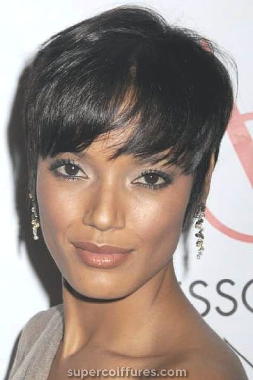 30 plus charmants courts coiffures noires pour les femmes