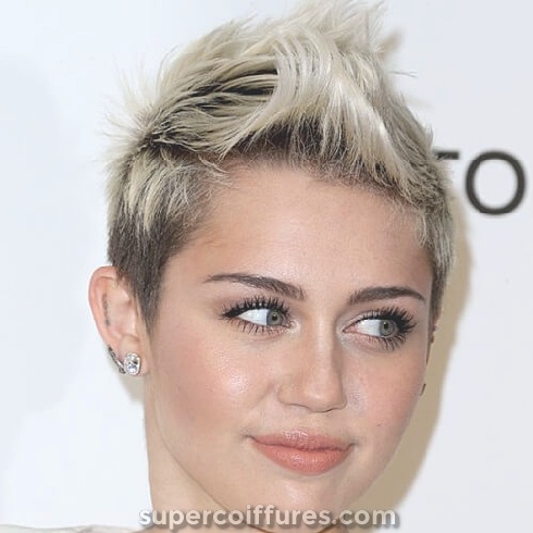 50 coupes de cheveux de Miley Cyrus