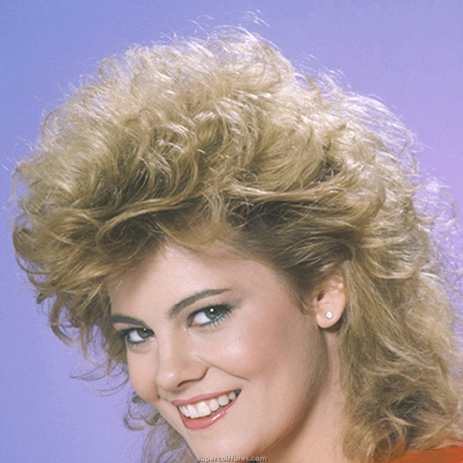 Les 25 coiffures des années 80 les plus somptueuses juste pour vous - Il est temps de chérir le vieux glamour