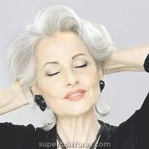50 coiffures phénoménales pour les femmes de plus de 50 ans