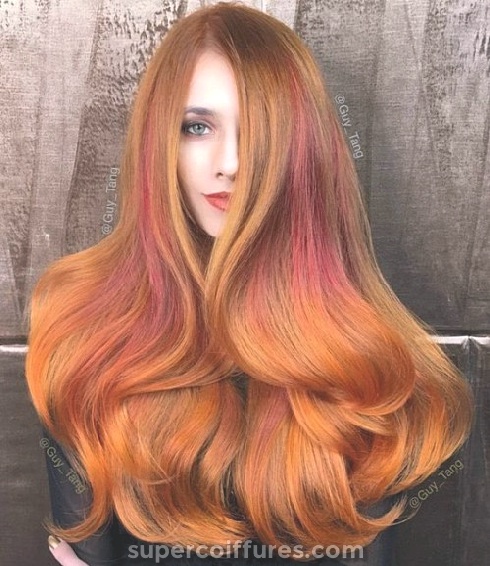 Les cheveux roses deviennent-ils orange ?