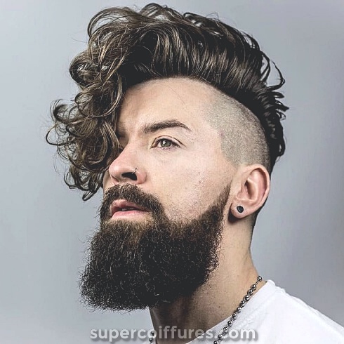 30 grandes coiffures bouclés pour les hommes: inspirations et idées