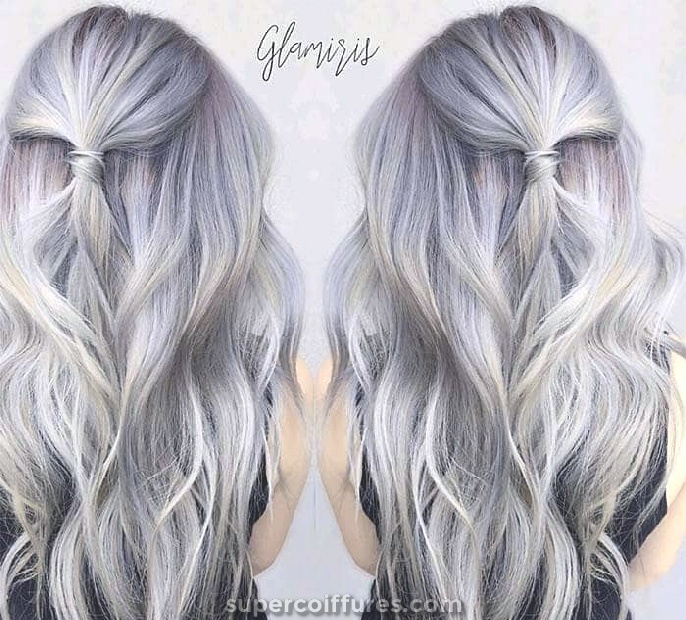 25 couleurs de cheveux argentés qui sont absolument magnifiques