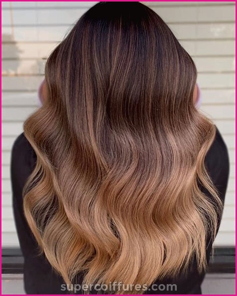 Les coiffures pour sublimer des cheveux ombrés longs